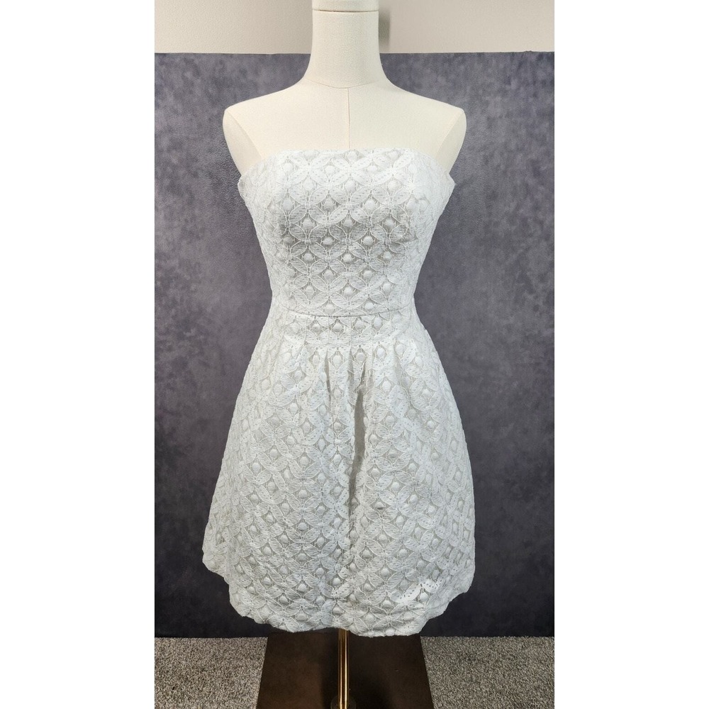 Lilly Pulitzer Coral Embroidery Lace Strapless Sz 00 Off White Mini Dress